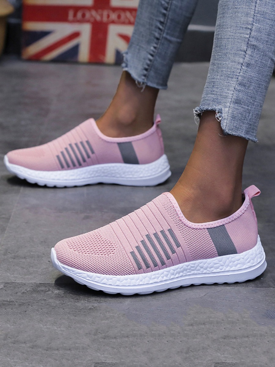 Color-block Slip On Knit Sneakers