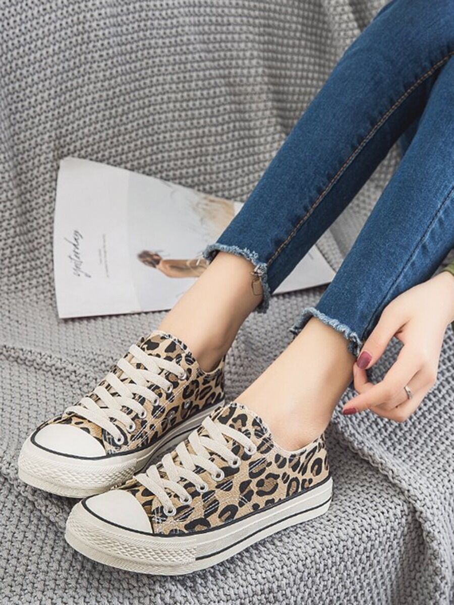 shestar wholesale Women Lace-up Leopard Canvas Shoes